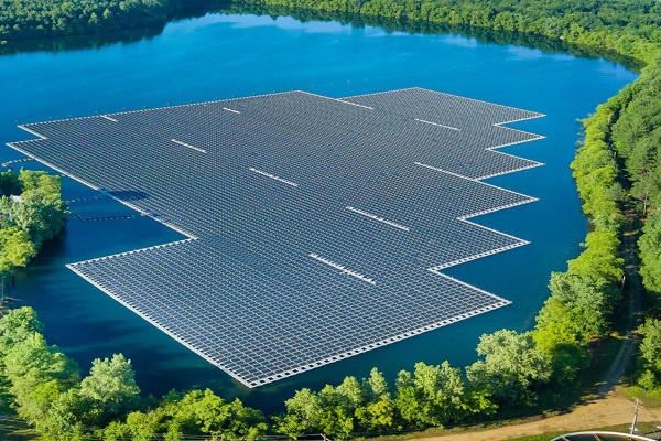 Asia Pacific Leads Global Floating Solar Boom