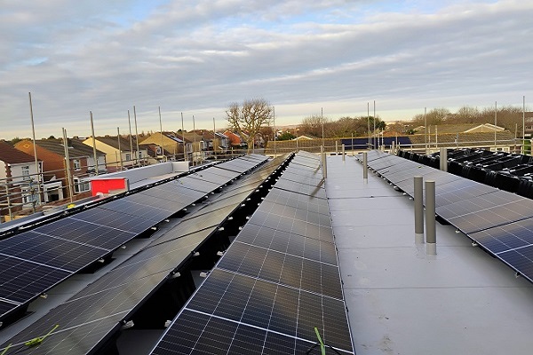 Black Plastic Ballasted Trays for Flat Roof In Europe